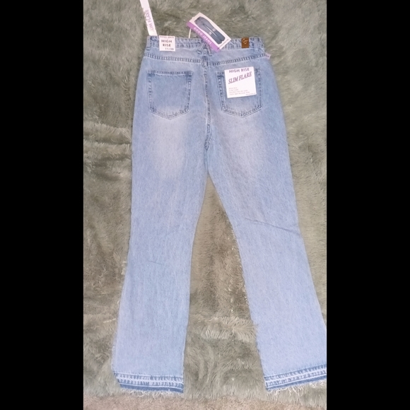 🆕❤jeans - Picture 2 of 5